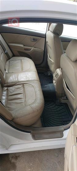 هیۆندای ازێرا